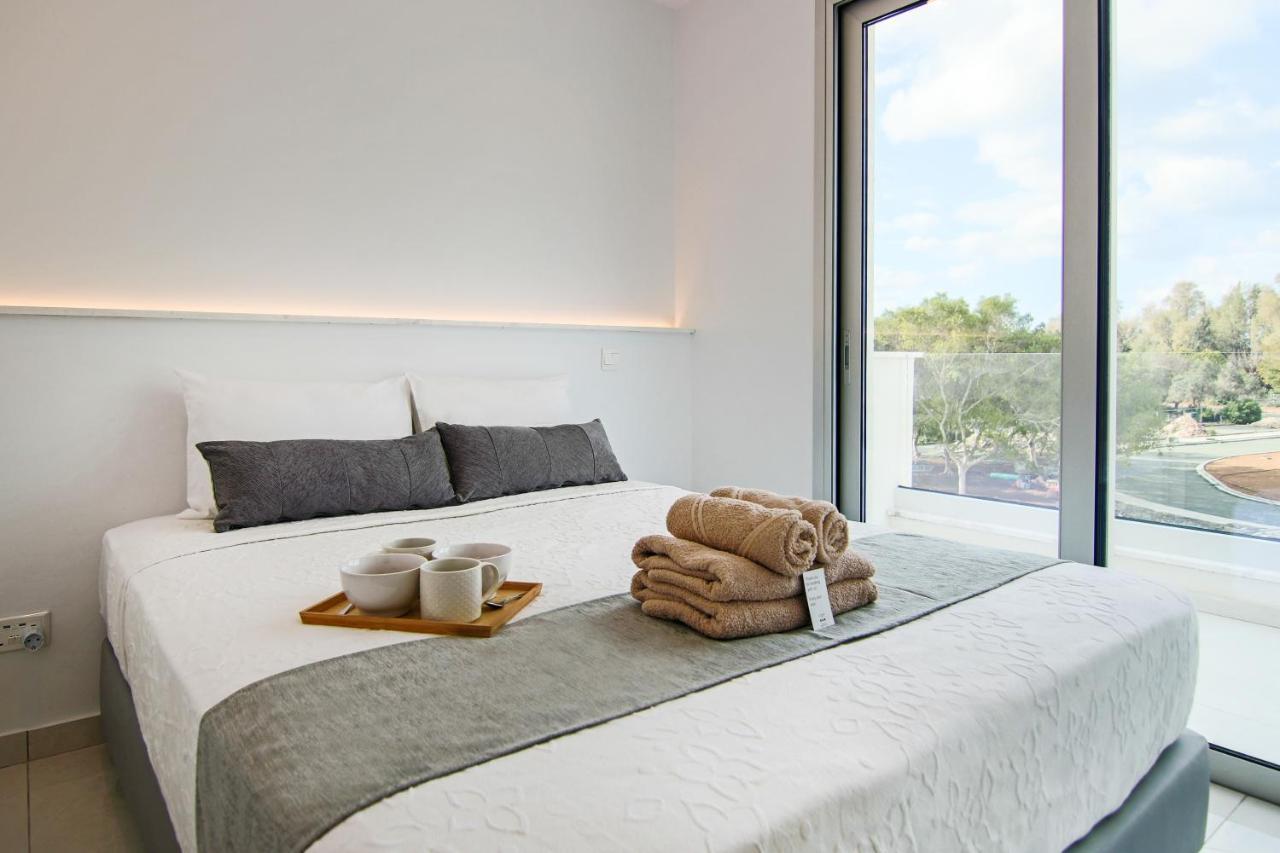 Phaedrus Living - Seaside Executive Flat Harbour 205 Apartman Paphos Kültér fotó